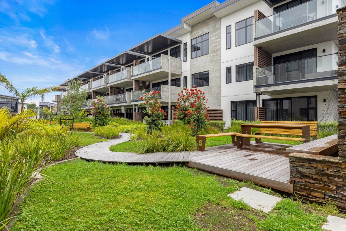 203/1C Salt Avenue, Mount Maunganui, Mount Maunganui - Carousel 1