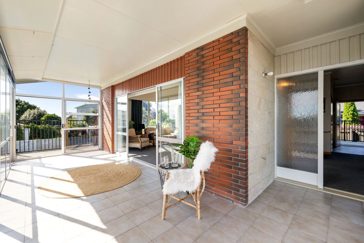 13 Russleigh Drive, Dinsdale, Hamilton - Carousel 2
