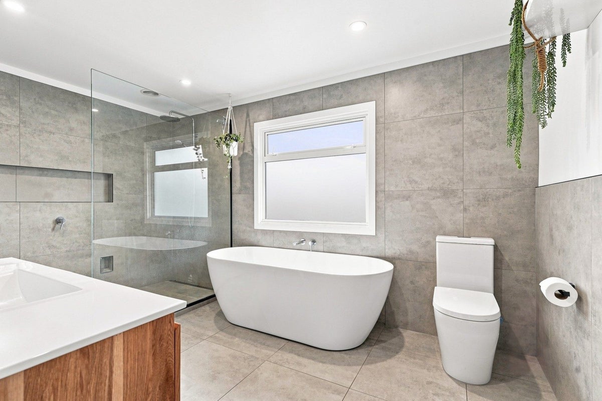 12 Cumbrae Place, Aramoho, Whanganui - Carousel 2
