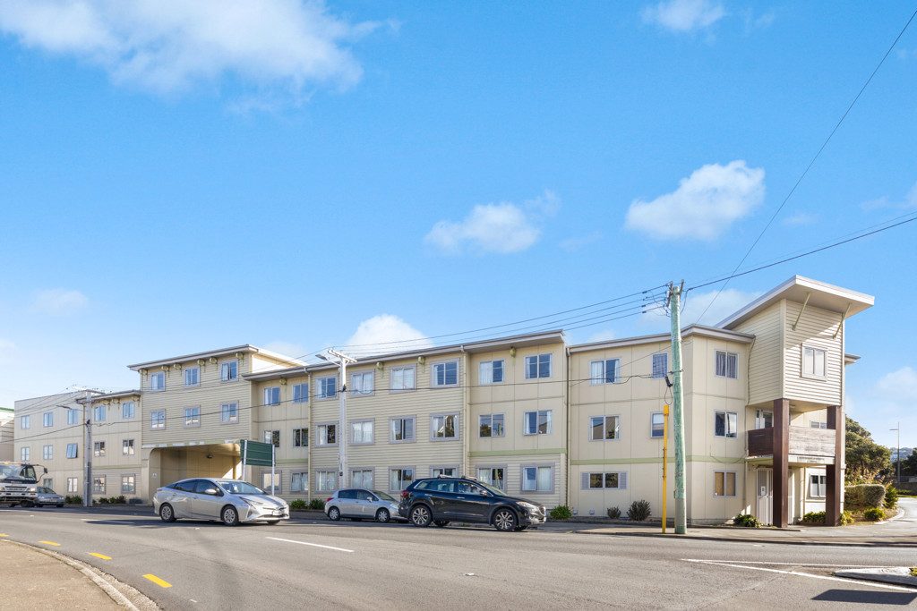 17/4 Sussex Street, Mount Cook, Wellington - Carousel 11