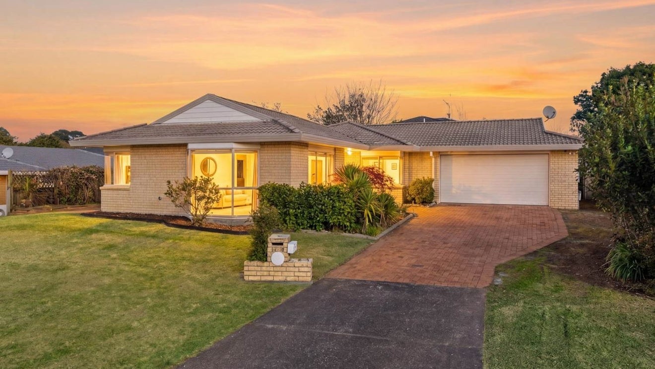 6 Trinity Place, Albany, Auckland - Carousel 1
