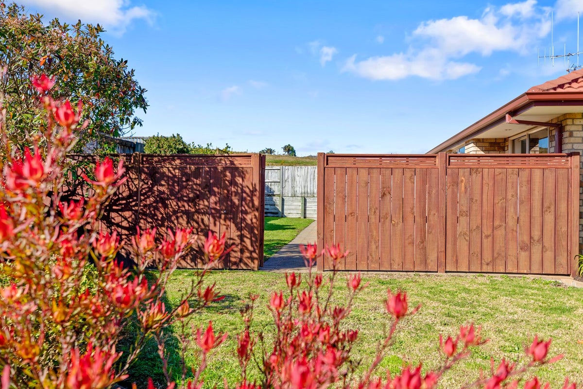 11 Petrel Place, Welcome Bay, Tauranga - Carousel 2