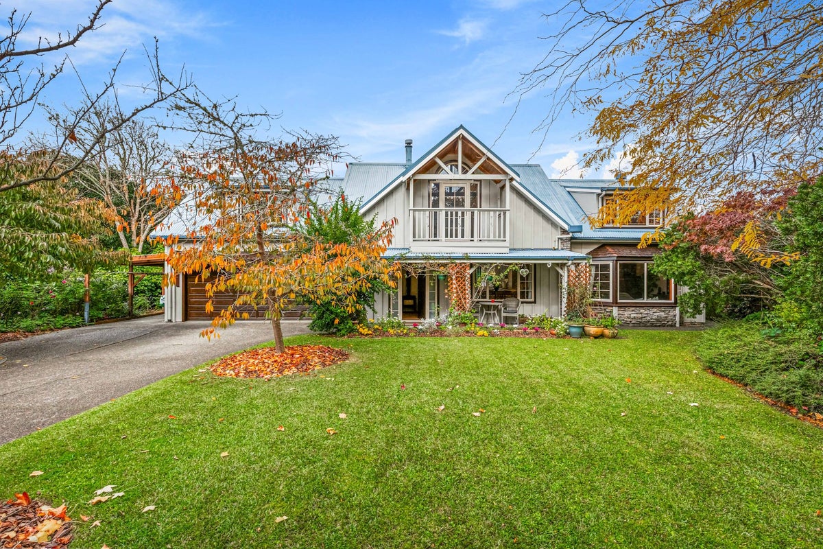 7 Denehurst Drive, Waimauku, Waimauku - Carousel 1