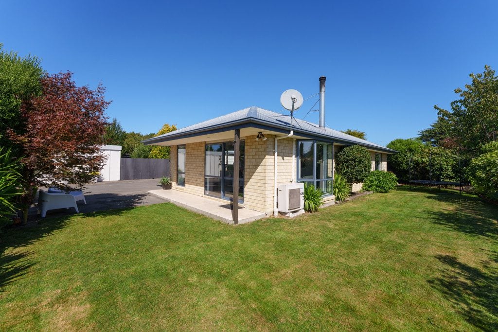 7A Kaplan Avenue, Islington, Christchurch - Carousel 1