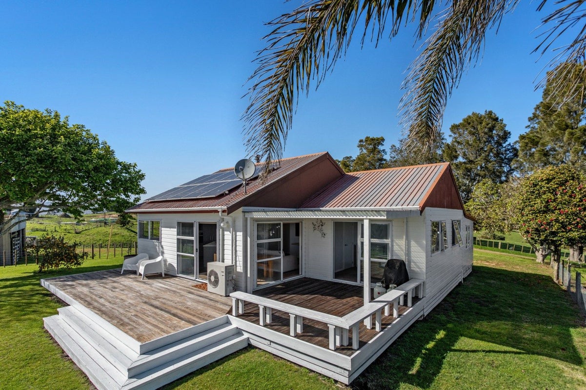 247B Stanley Road, Wainui, Whakatane - Carousel 1
