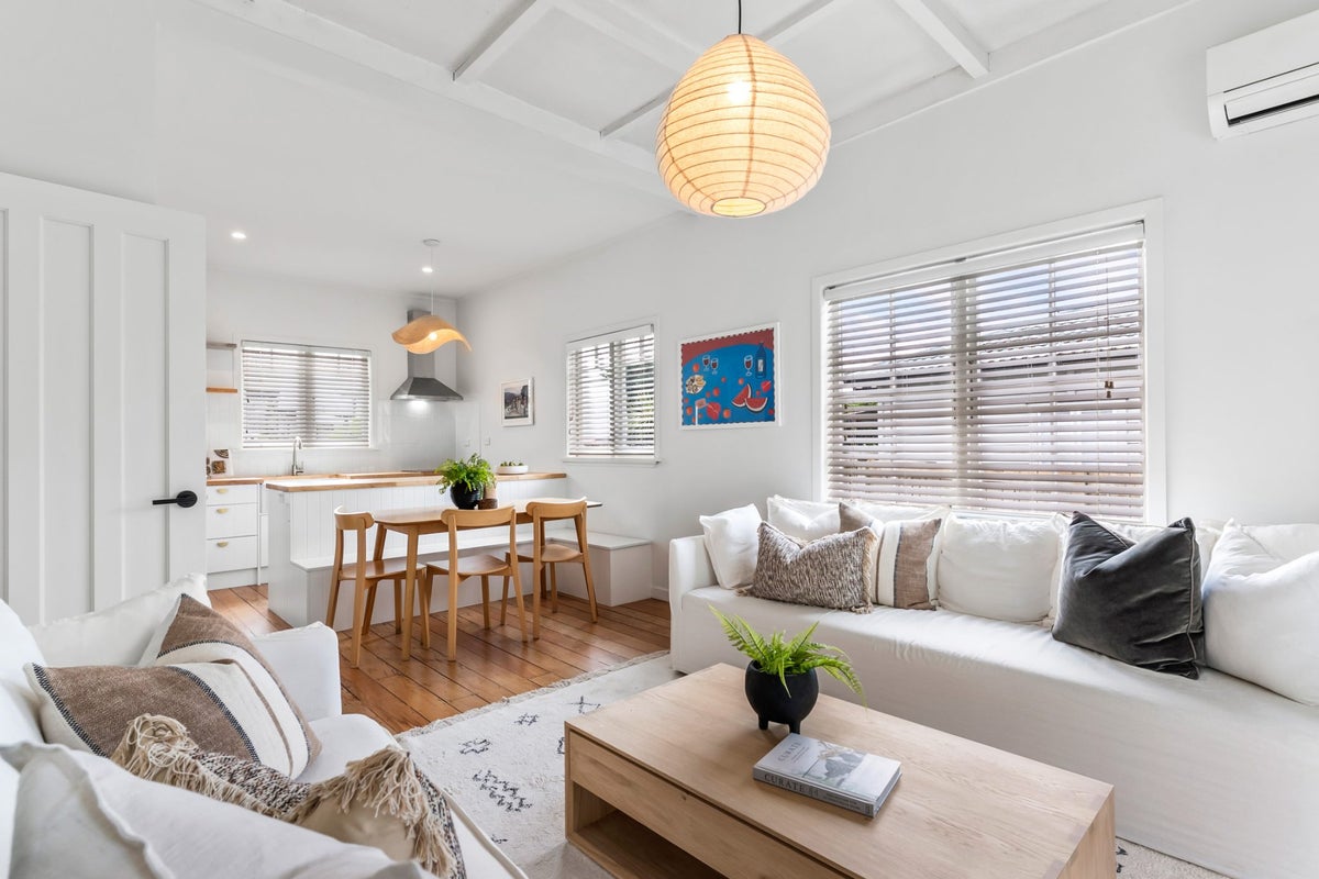 1/16 Rangipawa Road, Onehunga, Auckland - Carousel 2