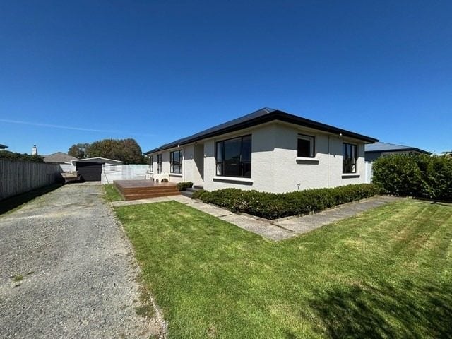 33 Kowhai Avenue, Hargest, Invercargill - Carousel 2