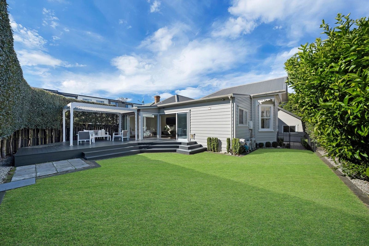 12 Mapau Road, Greenlane, Auckland - Carousel 2