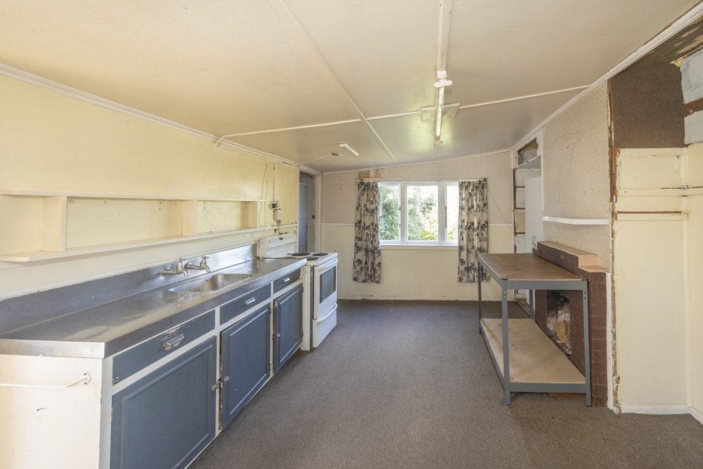 4 Maude Street, South Hill, Oamaru - Carousel 2