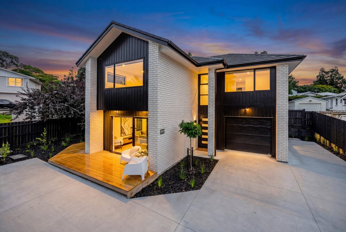 44A Melba Street, Beach Haven, Auckland - Carousel 1