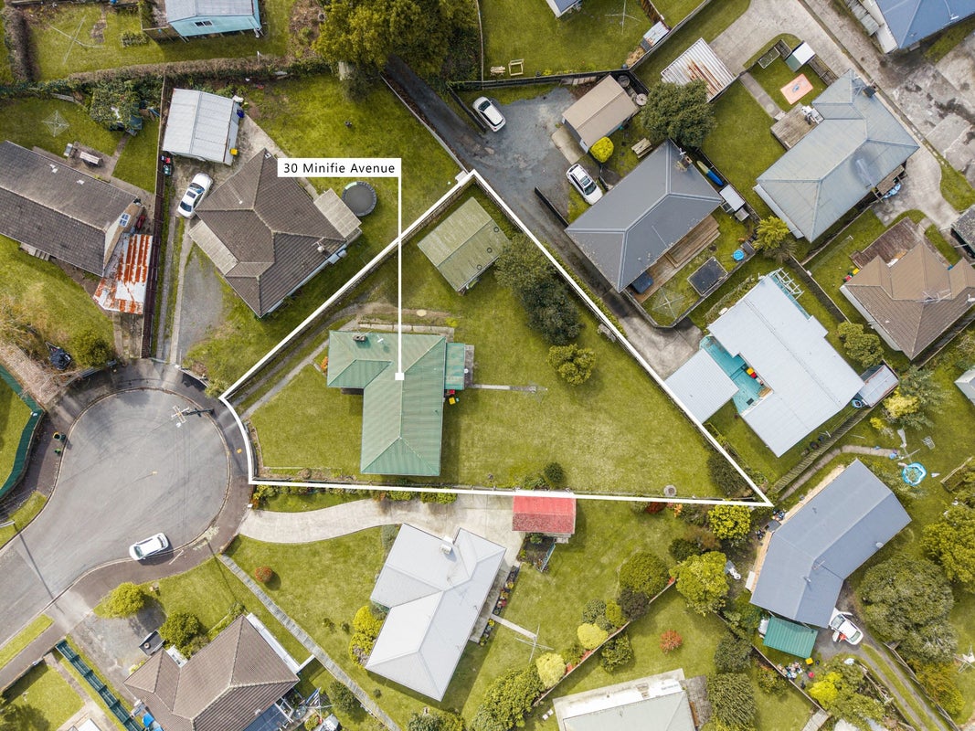 30 Minifie Avenue, Melville, Hamilton - Carousel 1