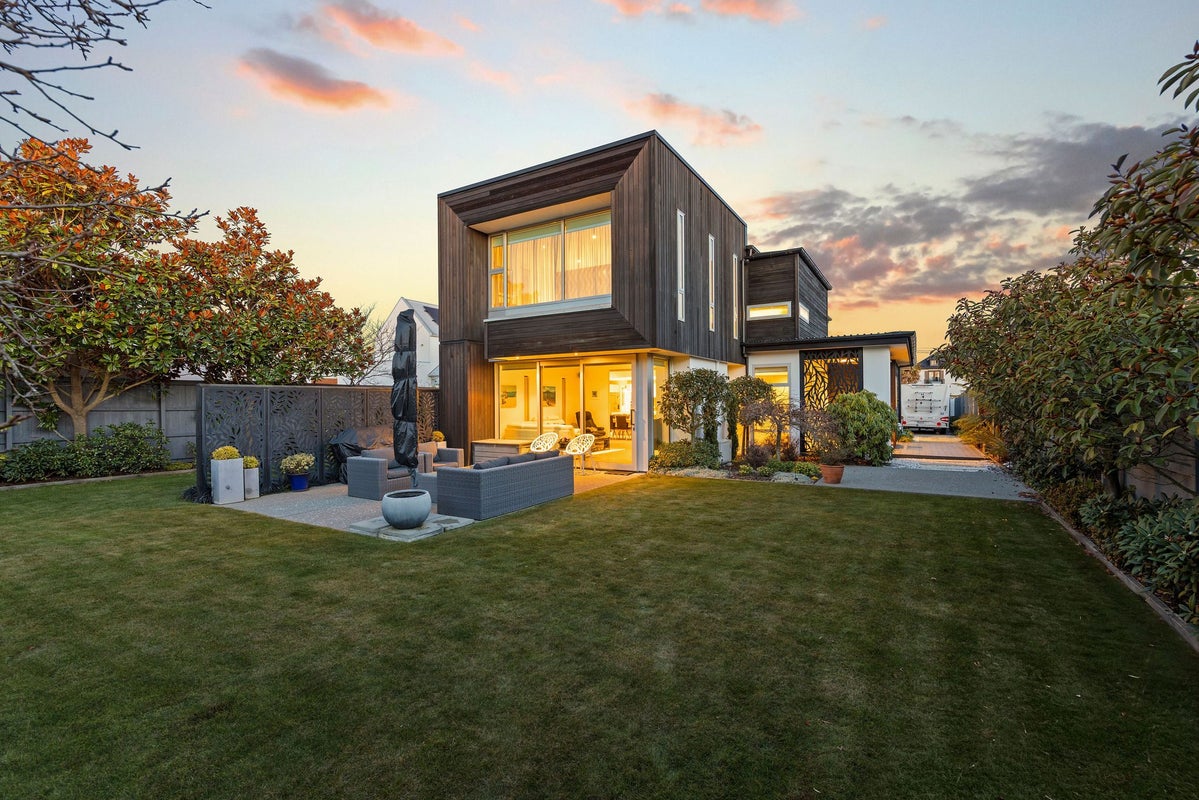 23 Taylors Avenue, Bryndwr, Christchurch - Carousel 1