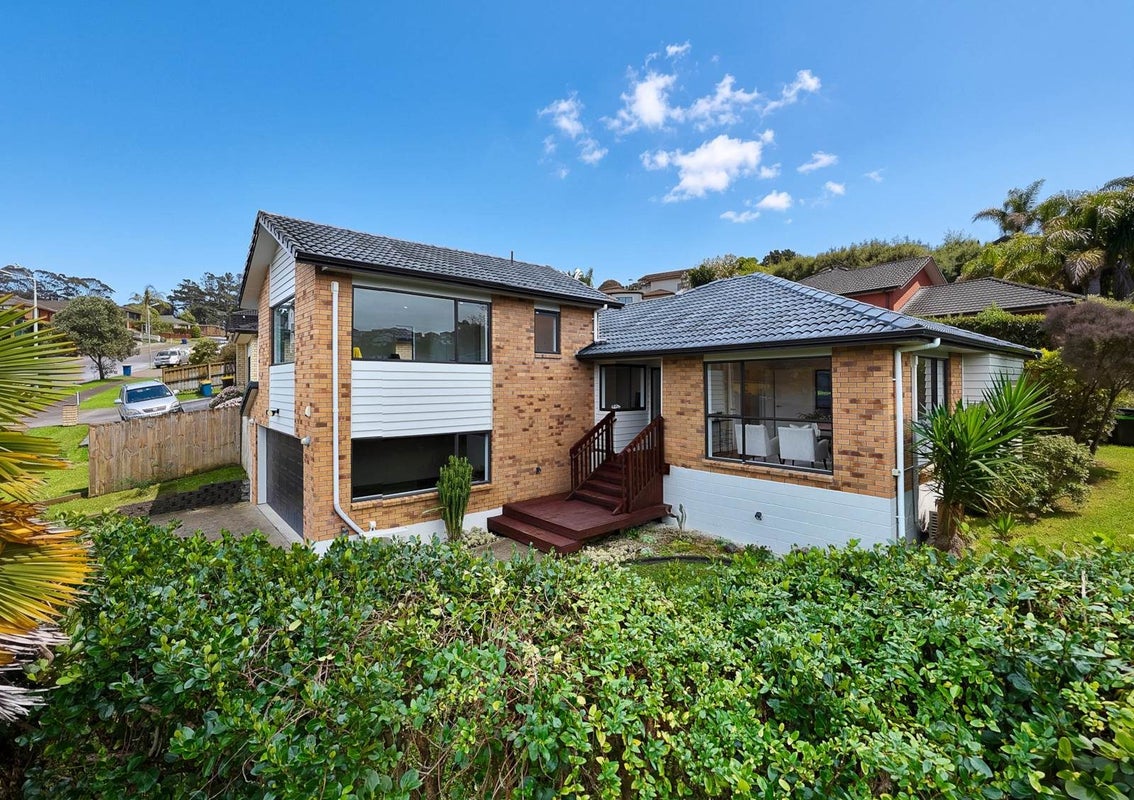 61 San Marino Drive West, Henderson, Auckland - Carousel 2