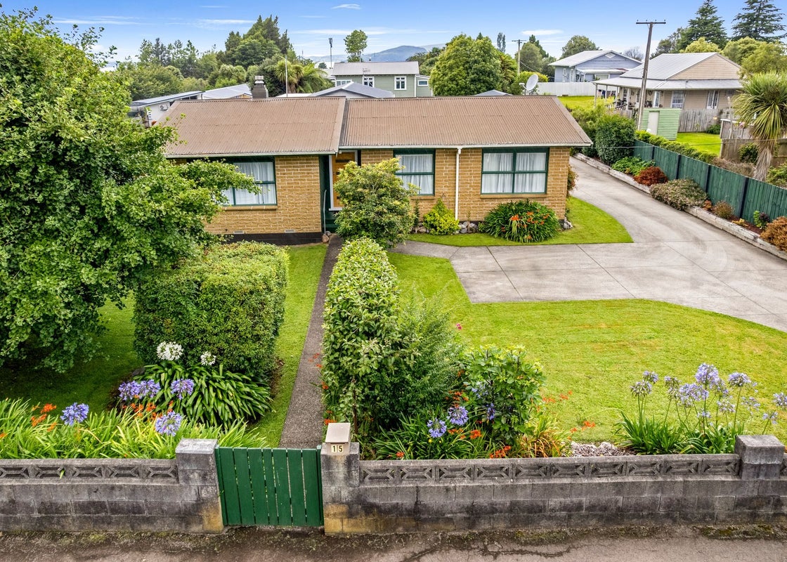 15 School Road, Ngongotaha, Rotorua - Carousel 2