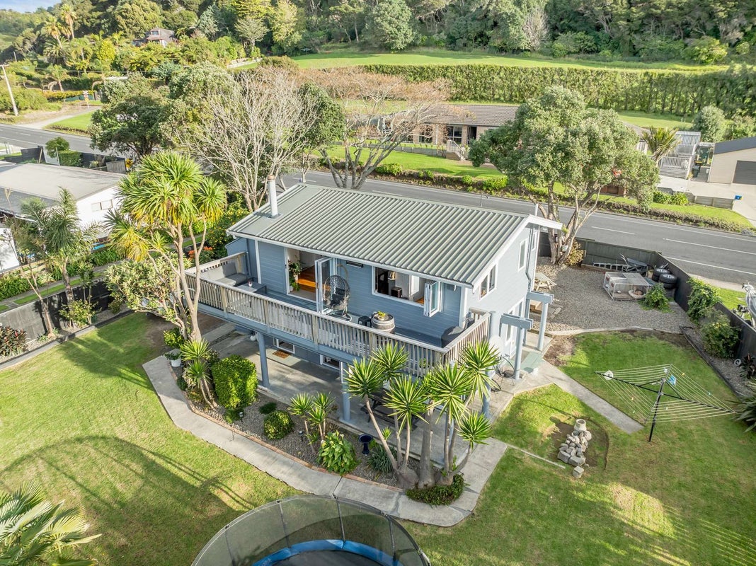 86 Pakeha Street, Matata, Whakatane - Carousel 1