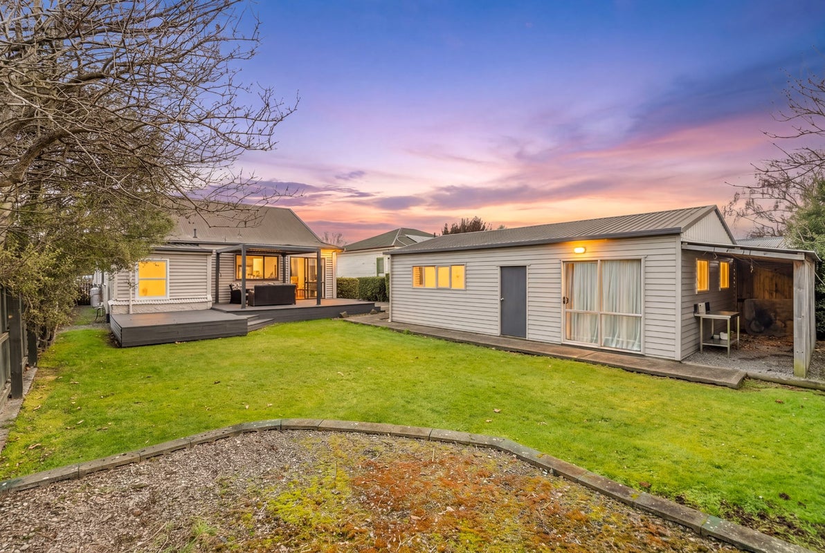 17 MacKenzie Avenue, Woolston, Christchurch - Carousel 1