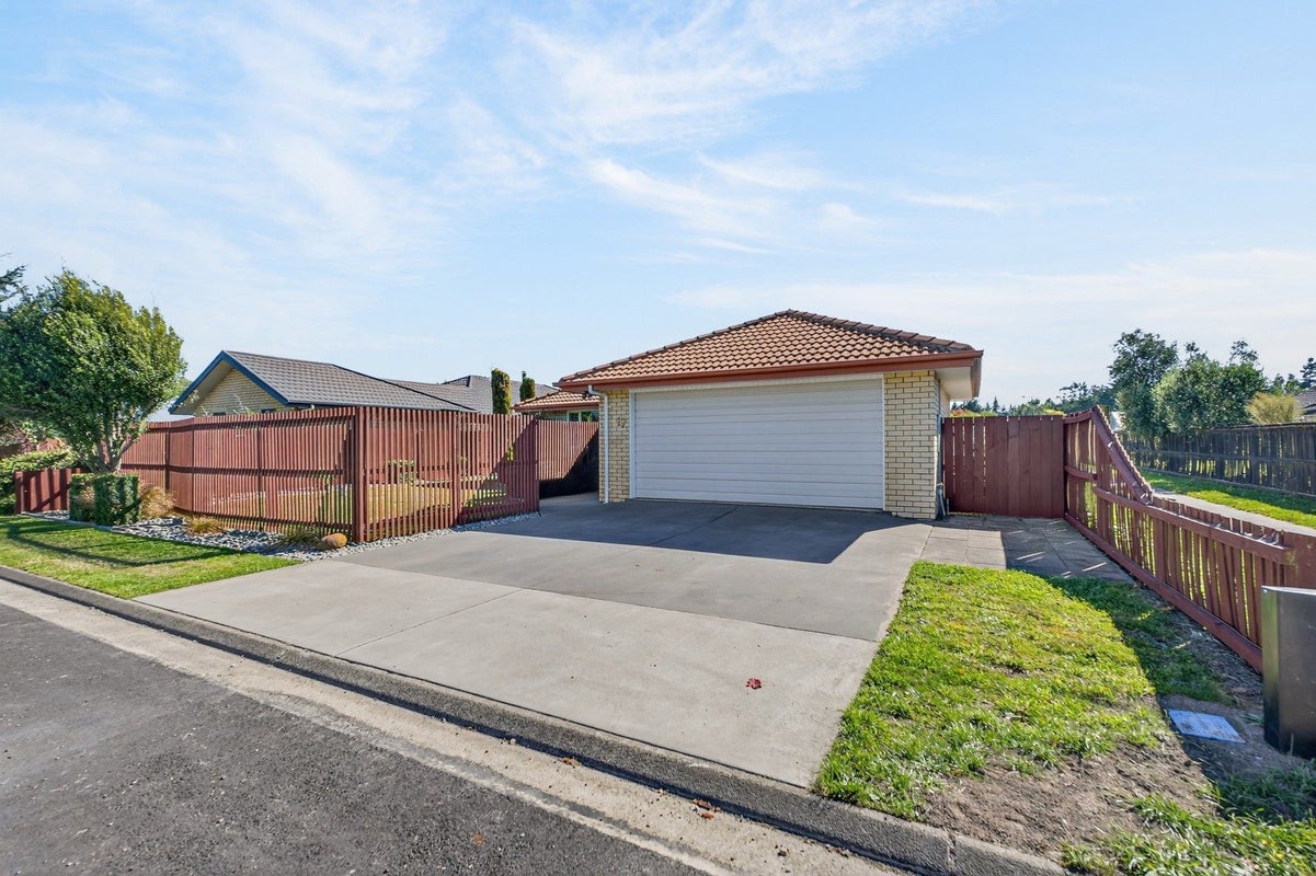 17 School Lane, Kirwee - Carousel 16
