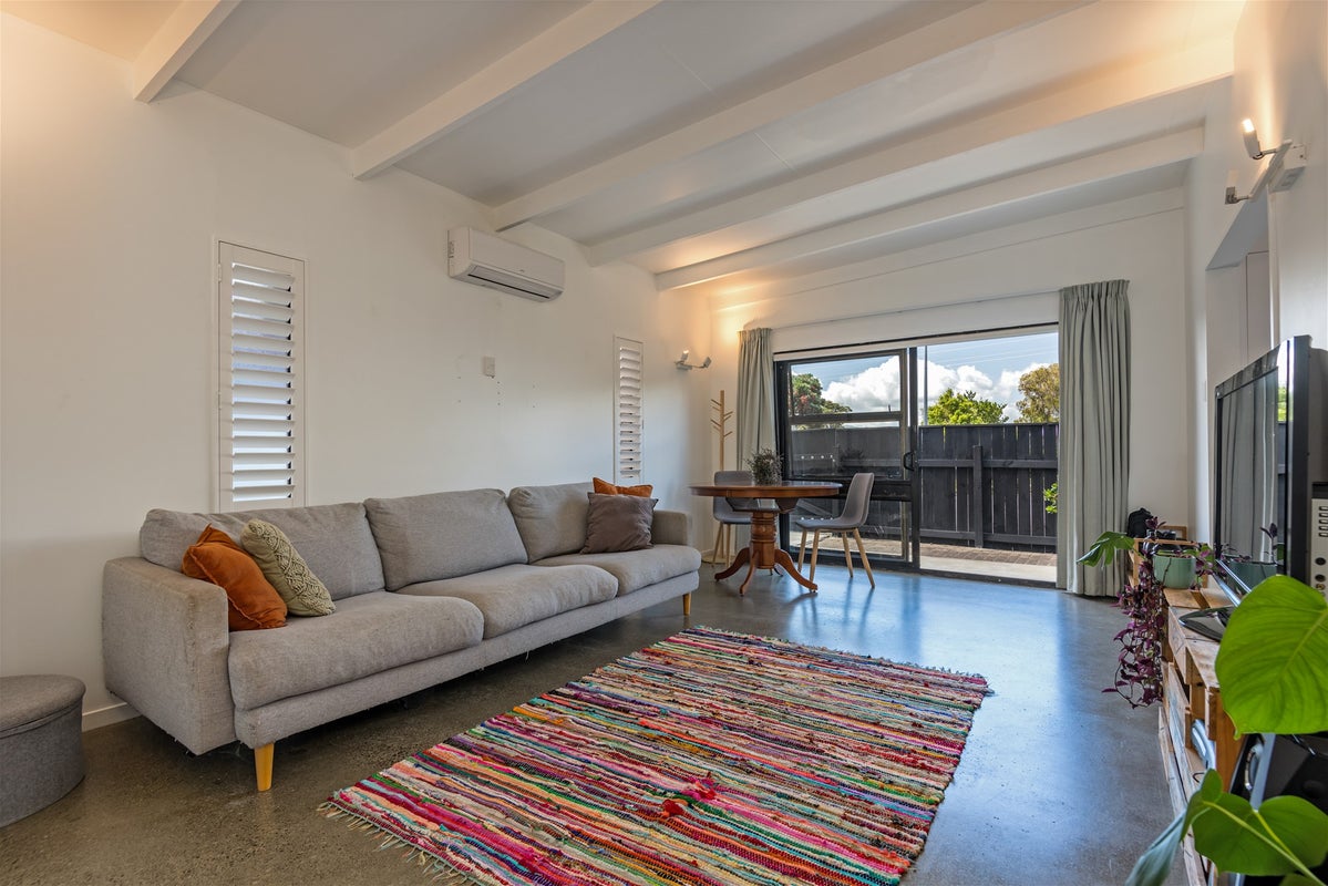 893B Main Street, Roslyn, Palmerston North - Carousel 1