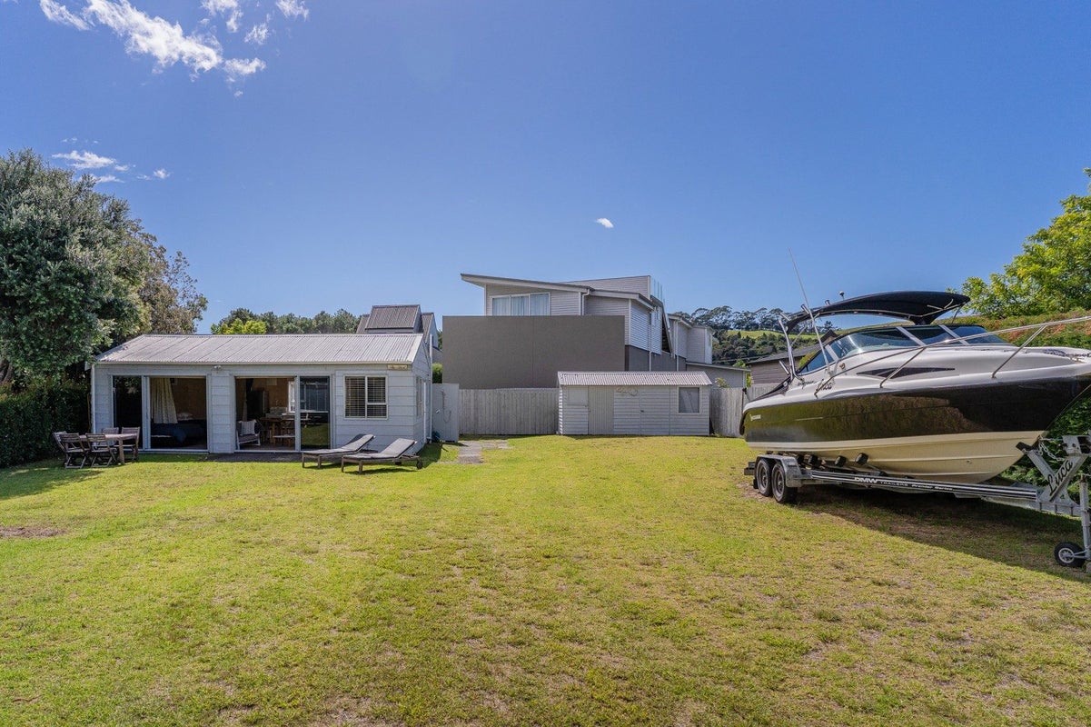 40 Hardy Place, Cooks Beach, Whitianga - Carousel 15