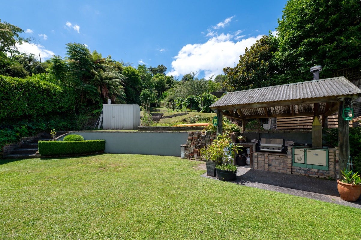 1 Summit Road, Lake Okareka, Rotorua - Carousel 16