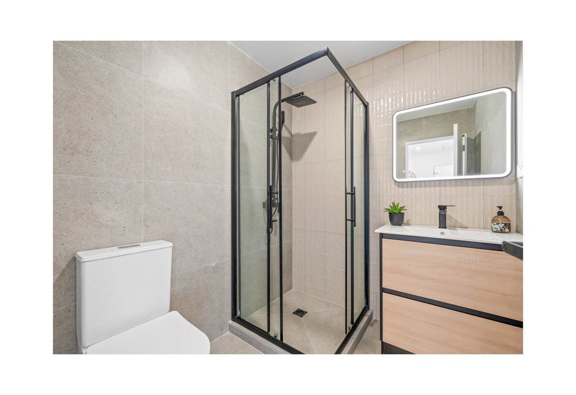 31D McLeod Road, Weymouth, Auckland - Carousel 13