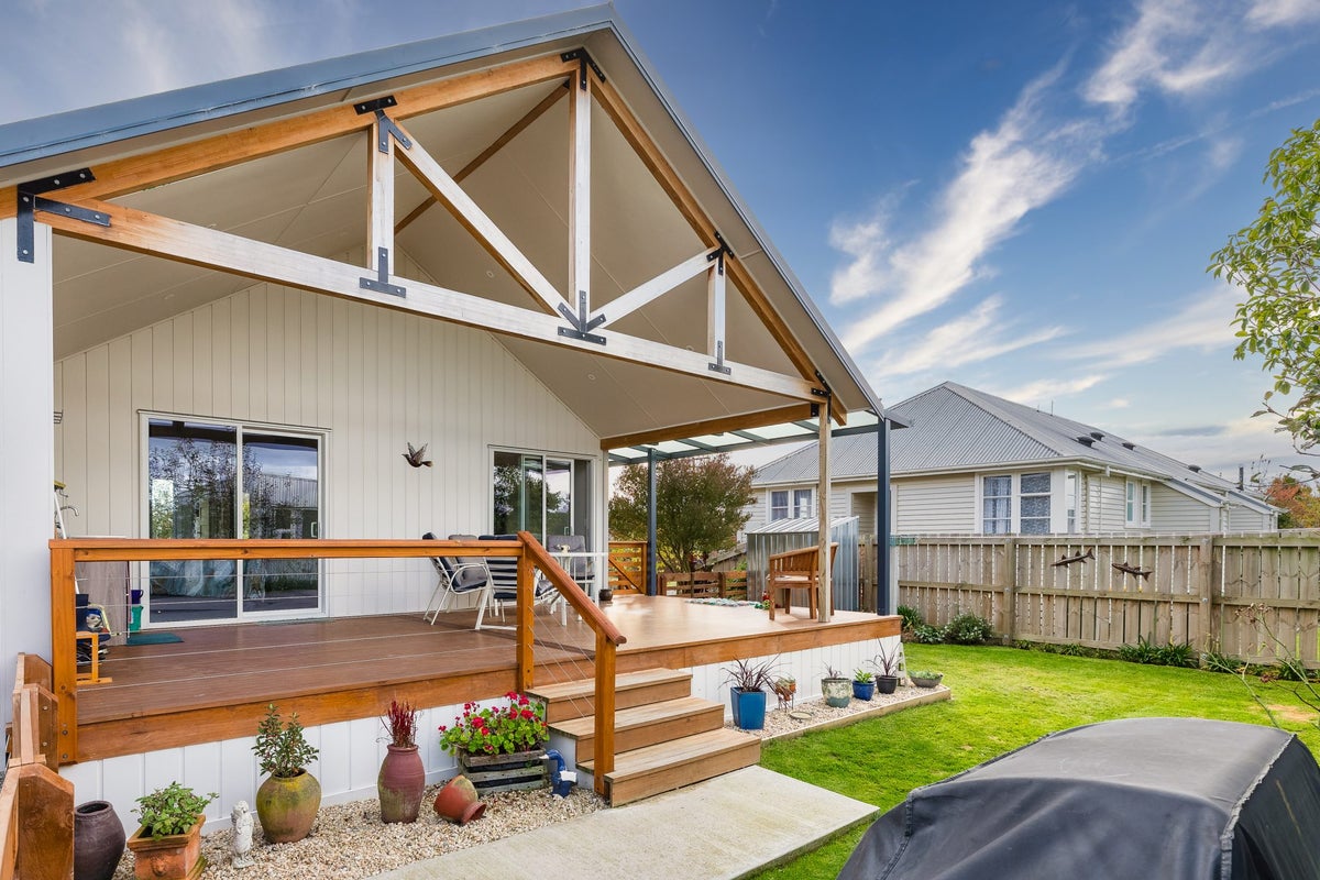 7 Opie Street, Waimate, Waimate - Carousel 1