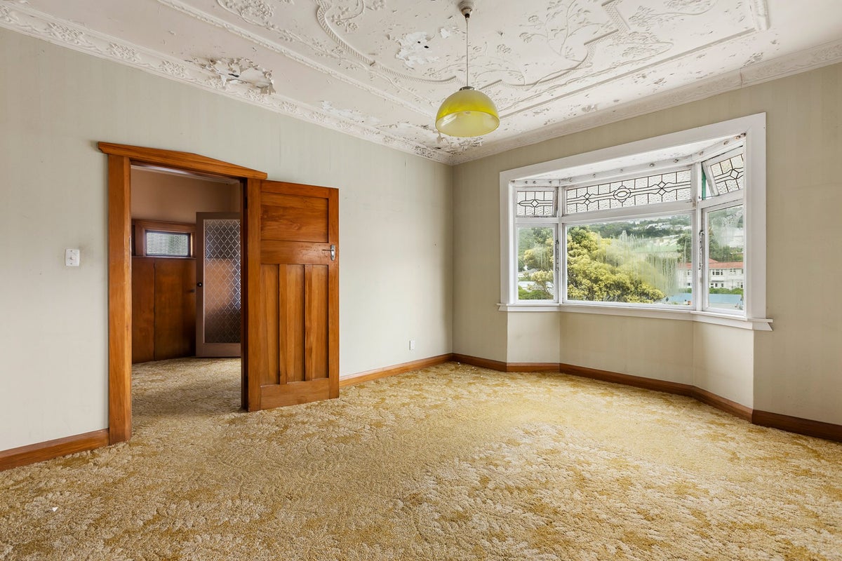 523 Adelaide Road, Berhampore, Wellington - Carousel 2