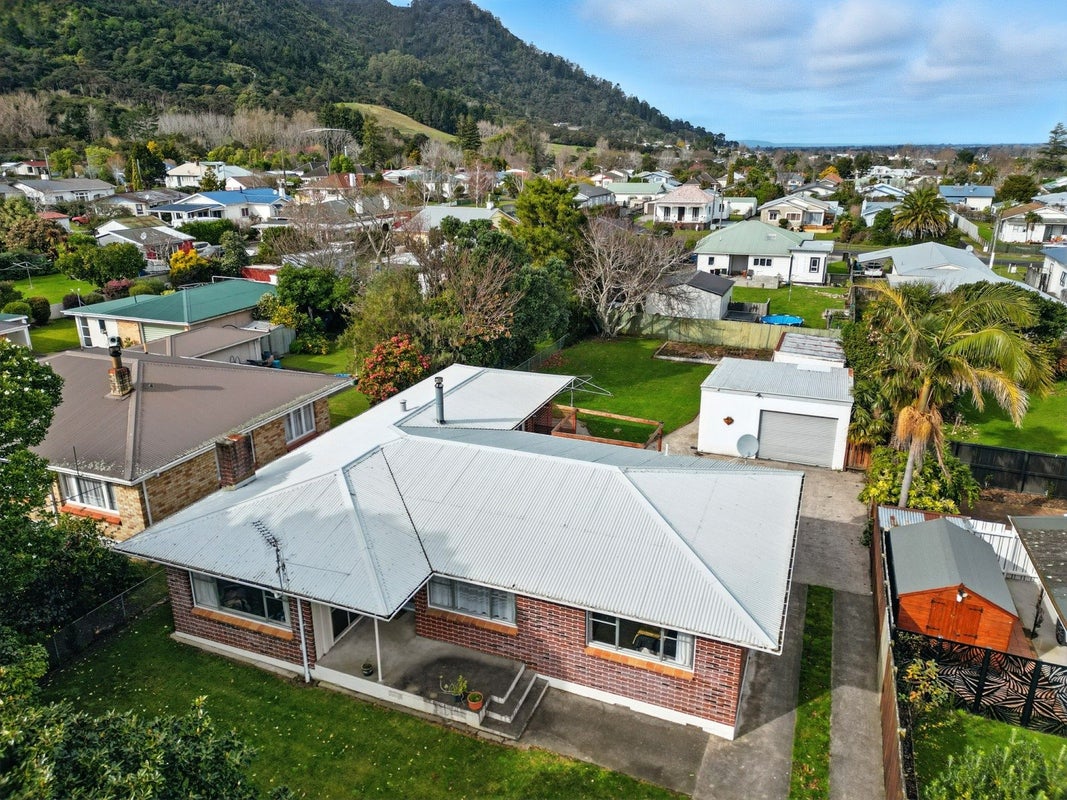 7 Henton Street, Te Aroha, Te Aroha - Carousel 1