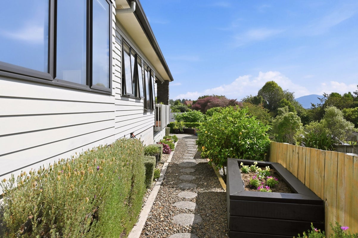 91 Iles Road, Lynmore, Rotorua - Carousel 28
