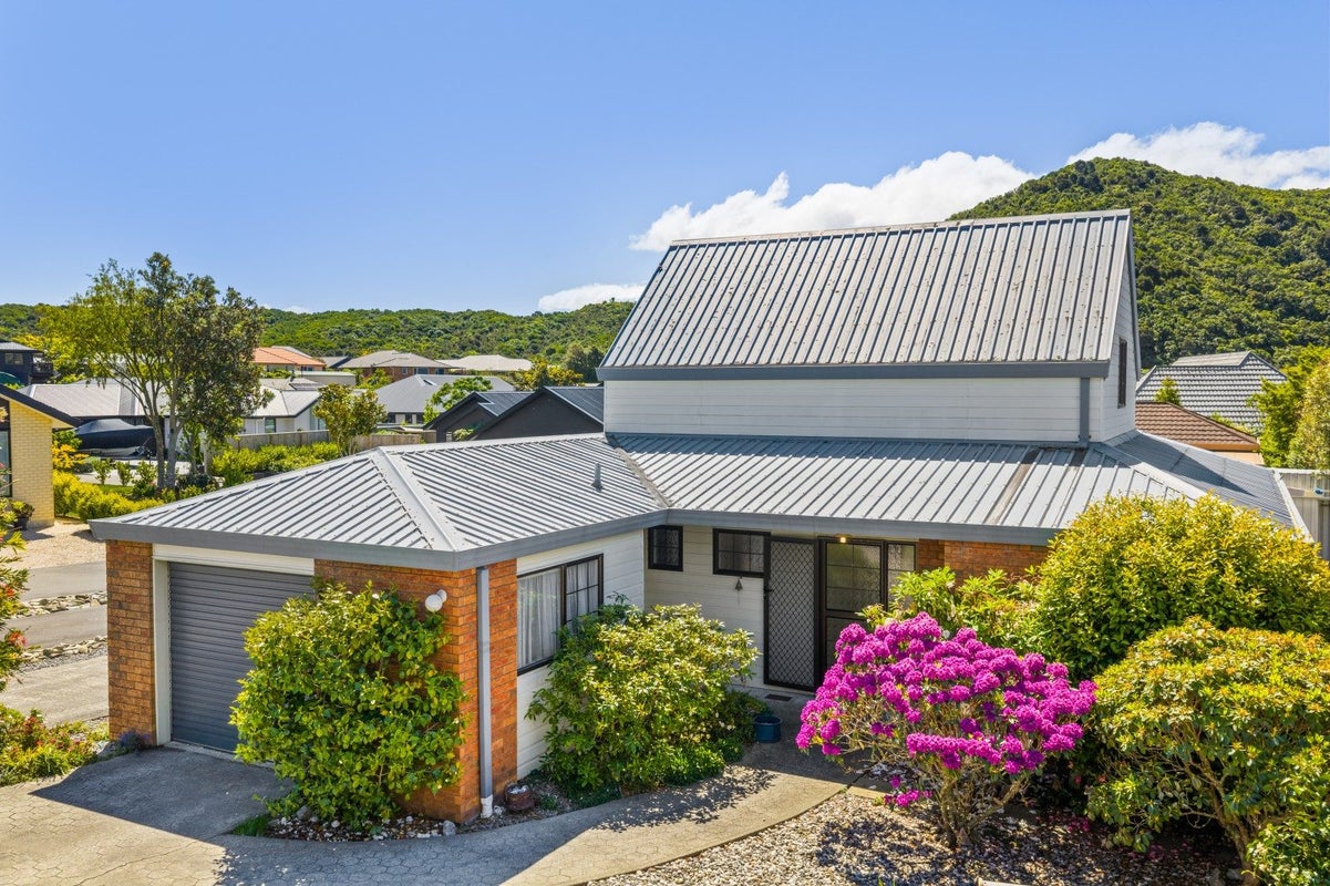 217A Waikawa Road, Waikawa, Picton - Carousel 1