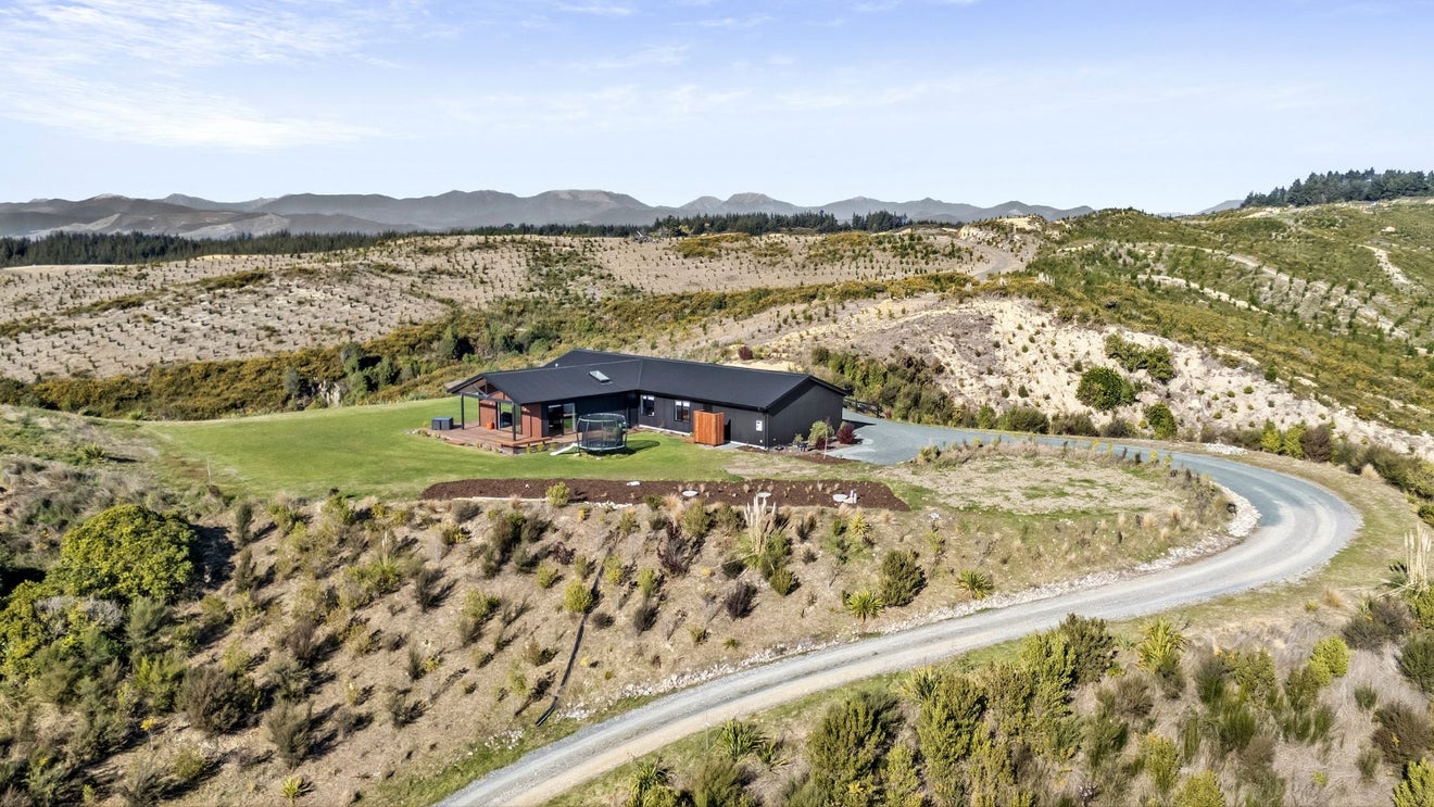254 Stringer Road, Upper Moutere, Tasman - Carousel 18