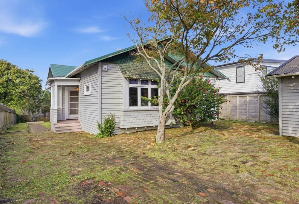 180 Surrey Crescent, Grey Lynn, Auckland - Carousel 1