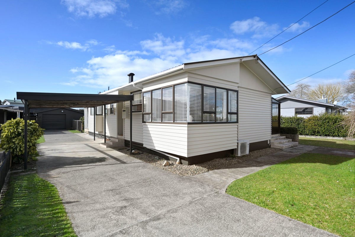 29 Browning Street, Leamington, Cambridge - Carousel 1