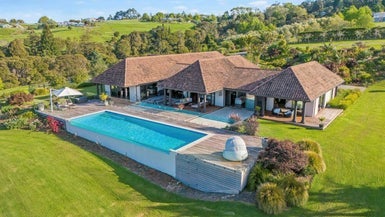 568A Whitford Road, Howick - Carousel 1