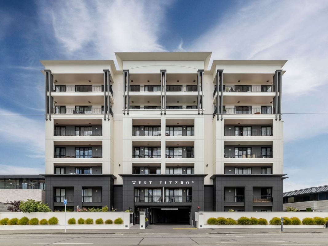 2A/66 Armagh Street, Christchurch Central, Christchurch - Carousel 1