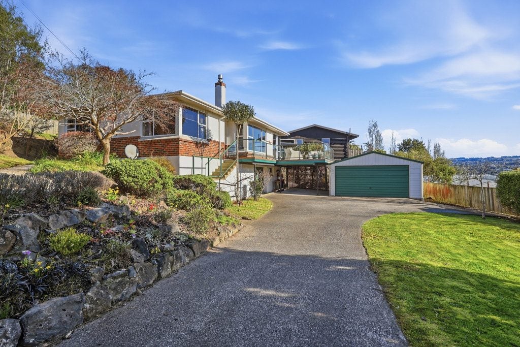 34 Dalmeny Street, North East Valley, Dunedin - Carousel 2