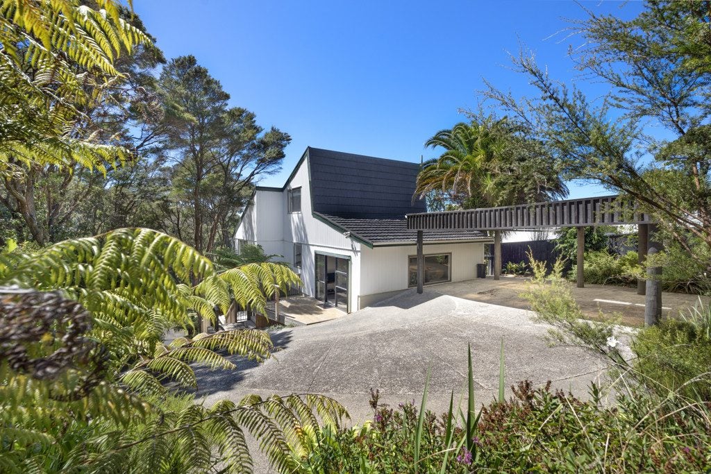 45 Cochrane Avenue, Arkles Bay, Whangaparaoa - Carousel 2