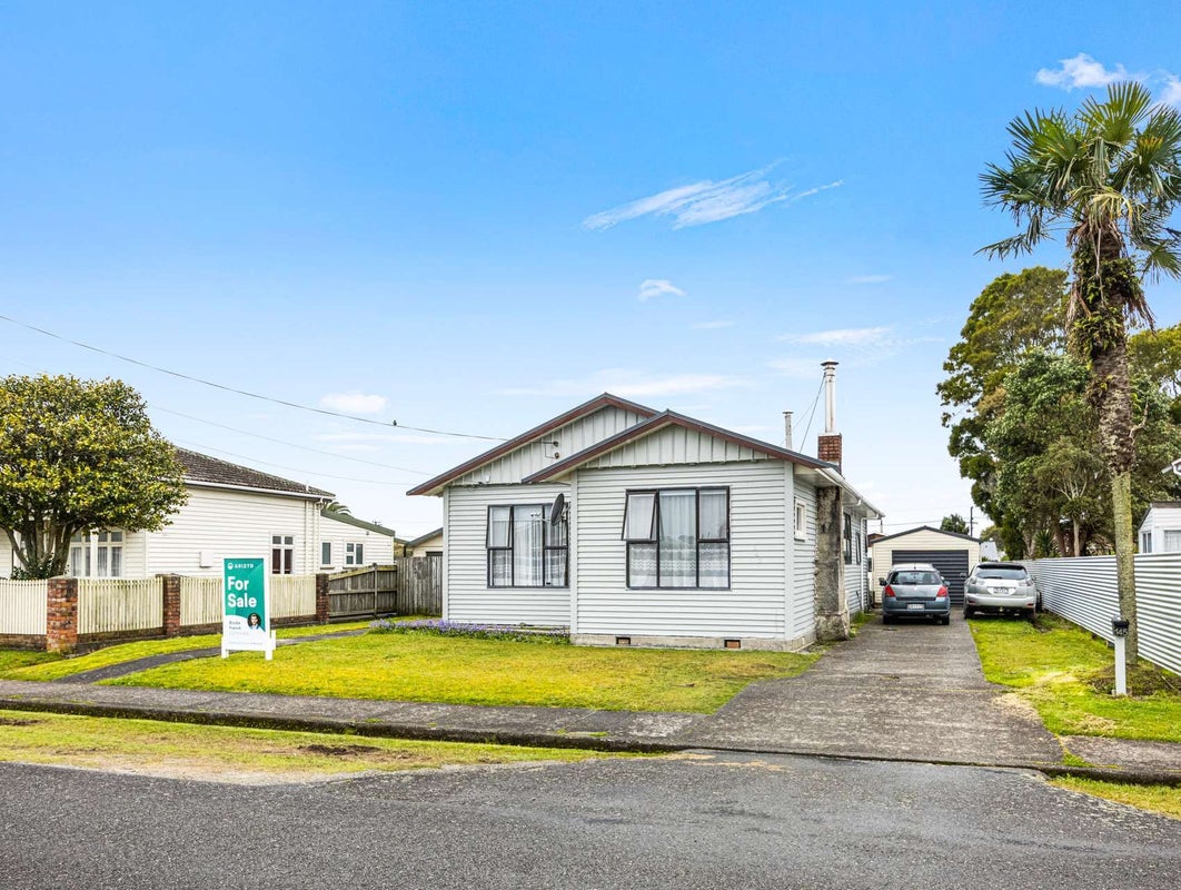 145 Romilly Street, Westport, Westport - Carousel 1