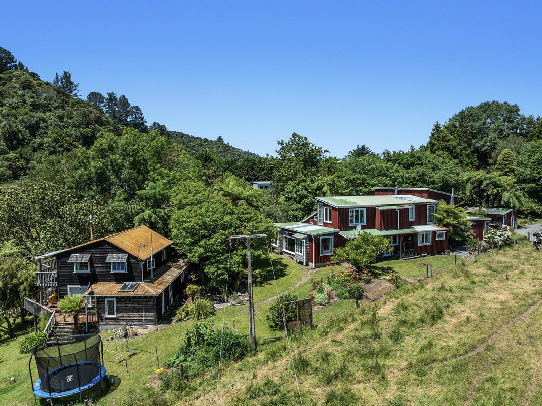 1707 State Highway 35, Torere, Opotiki - Carousel 1