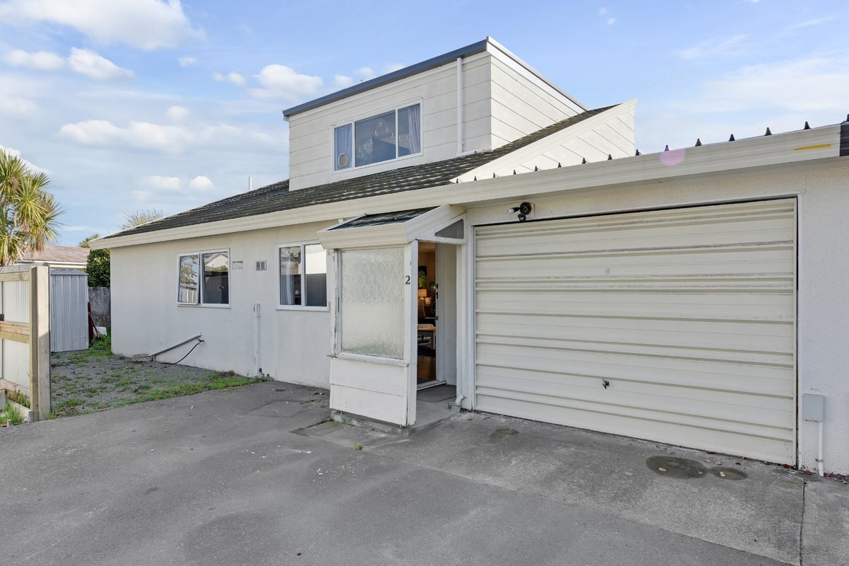 2/120 Muritai Street, Tahunanui, Nelson - Carousel 18