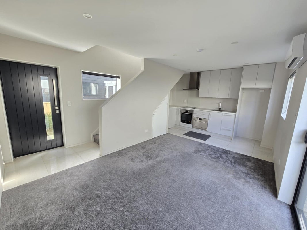 2/317 Gloucester Street, City Centre, Christchurch City, Canterbury - Carousel 2