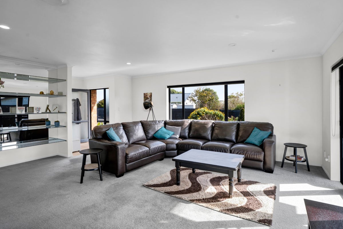 25B Meade Place, Bell Block, New Plymouth - Carousel 2