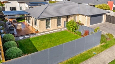 3 Macdiarmid Place, Waiwhetu, Lower Hutt - Carousel 1