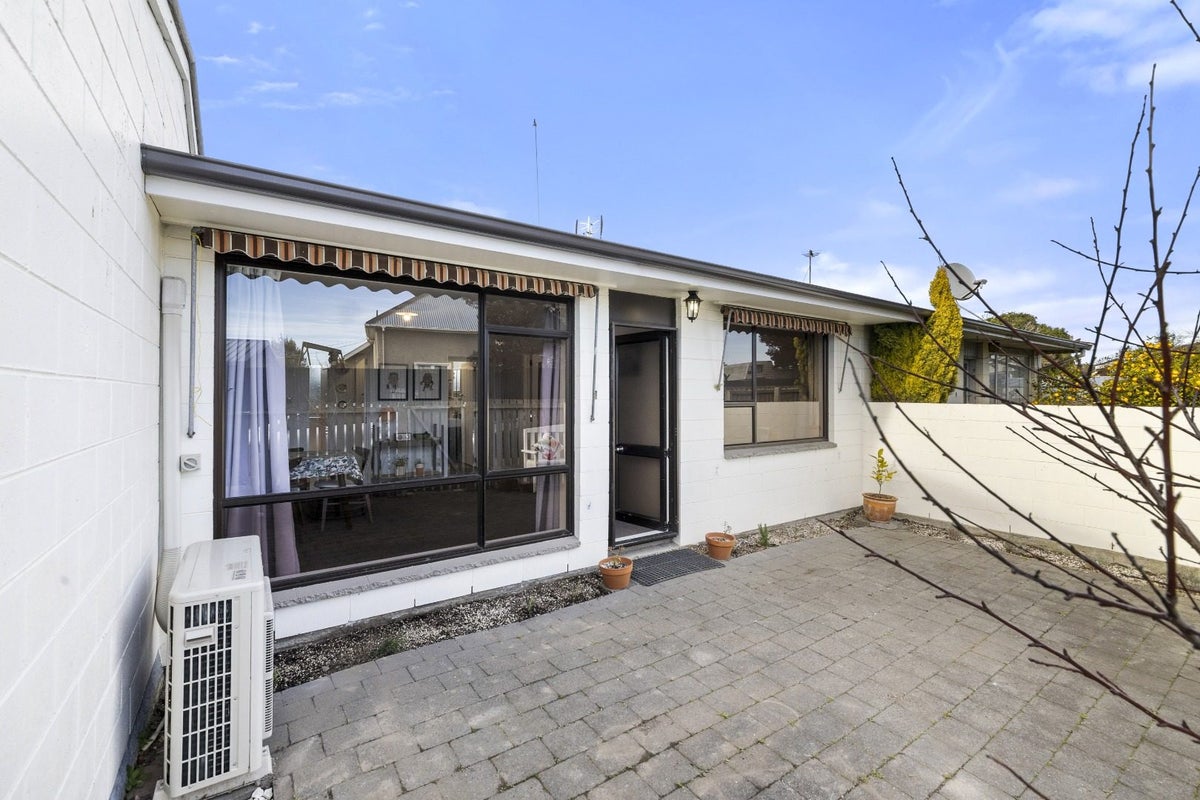 2/53 Grenville Street, Waltham, Christchurch - Carousel 1