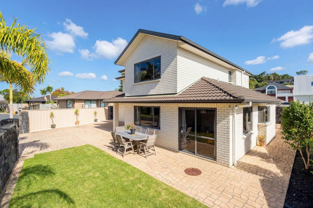 17 Kanuka Way, Albany, Auckland - Carousel 2