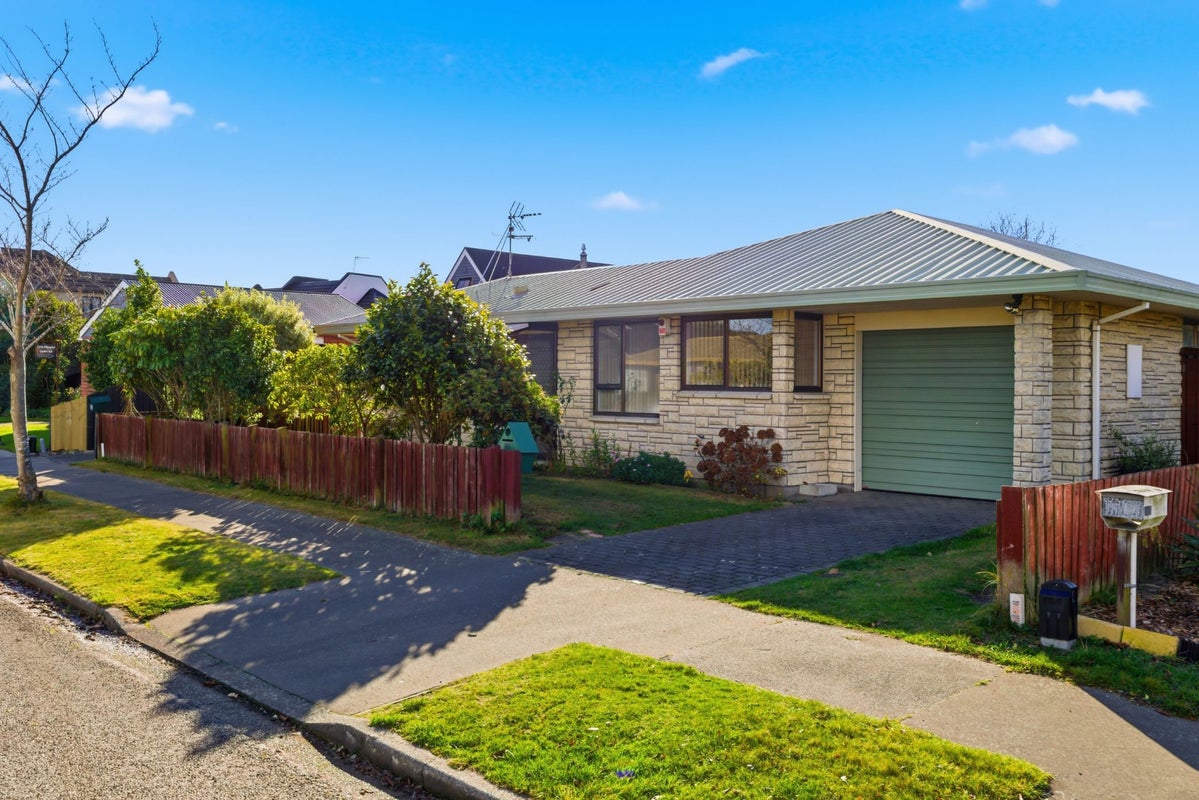 50 Patterson Terrace, Halswell, Christchurch - Carousel 1