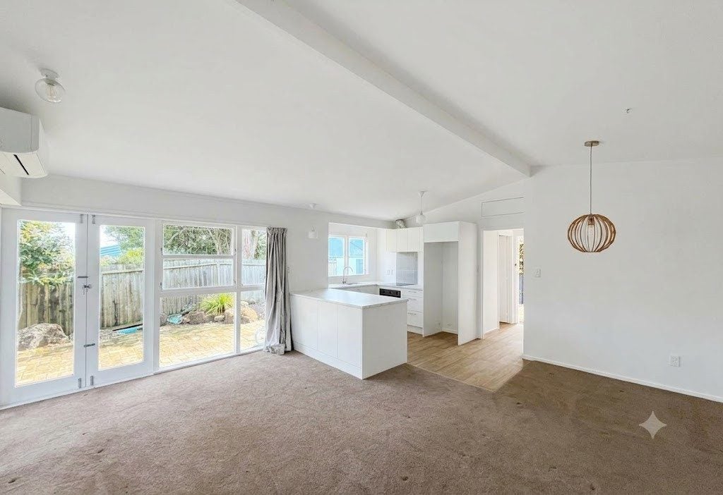 1/89B Te Kawa Road, Greenlane, Auckland - Carousel 2
