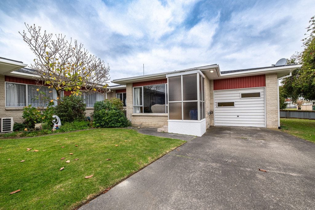 36A Robinson Crescent, Tamatea, Napier - Carousel 1