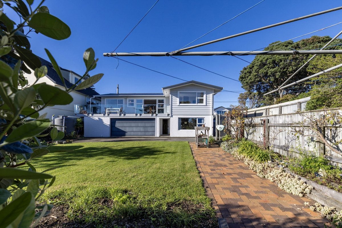 221 Rosetta Road, Raumati South, Paraparaumu - Carousel 2