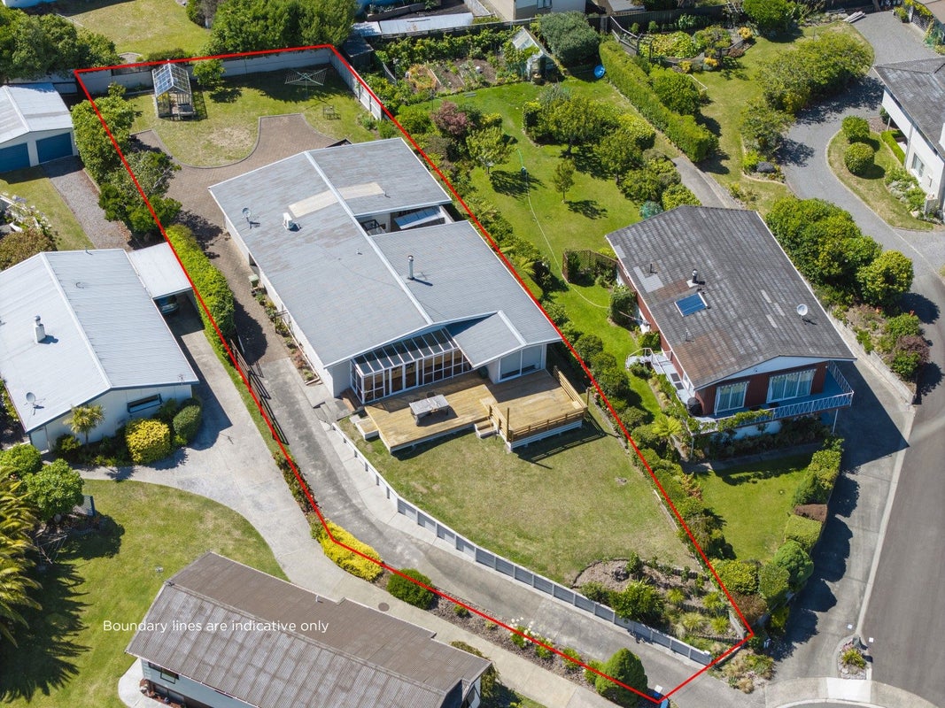 54 Tremaine Avenue, Two Mile Bay, Taupo - Carousel 1
